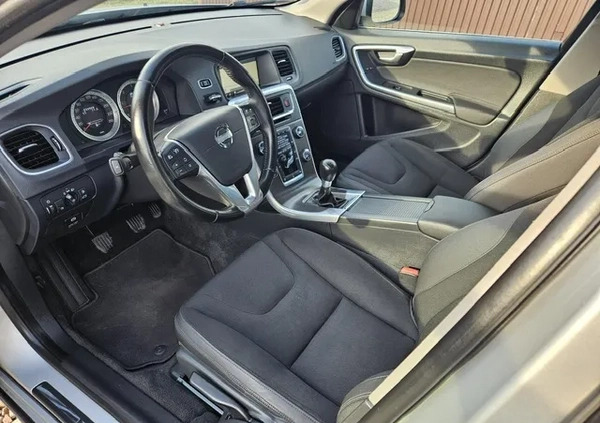 Volvo S60 cena 34900 przebieg: 233900, rok produkcji 2012 z Płońsk małe 172